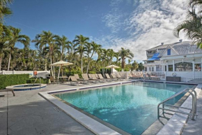 Marco Island Condo with Shared Pool and Hot Tub!